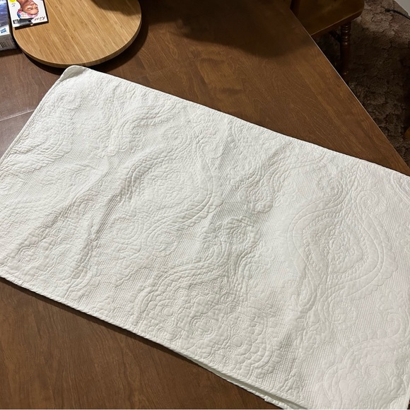 Nicole Miller Home king pillow shams - Picture 1 of 4